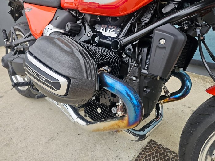 2025 BMW Motorrad R 12 S Orange