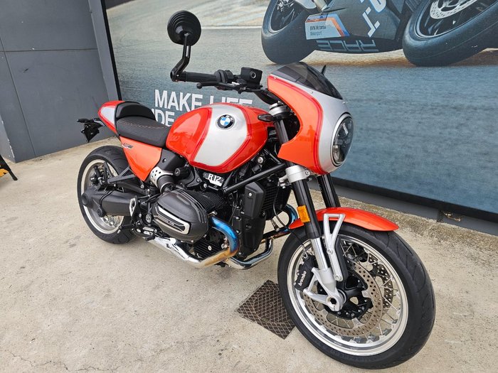 2025 BMW Motorrad R 12 S Orange