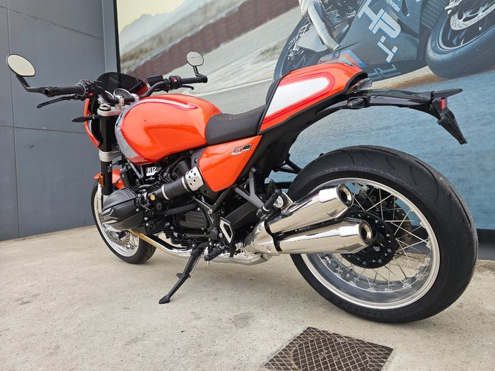 2025 BMW Motorrad R 12 S Orange