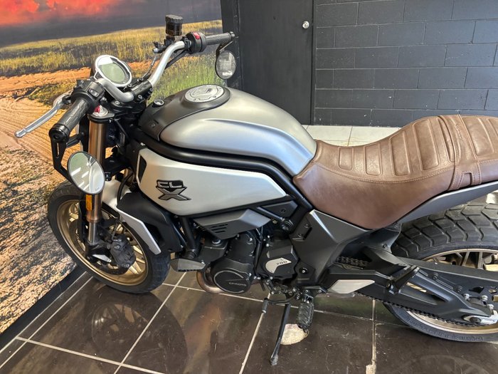 2022 CFMOTO CL-X CLASSIC Grey