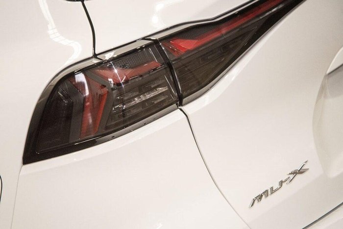 2025 Isuzu MU-X LS-U