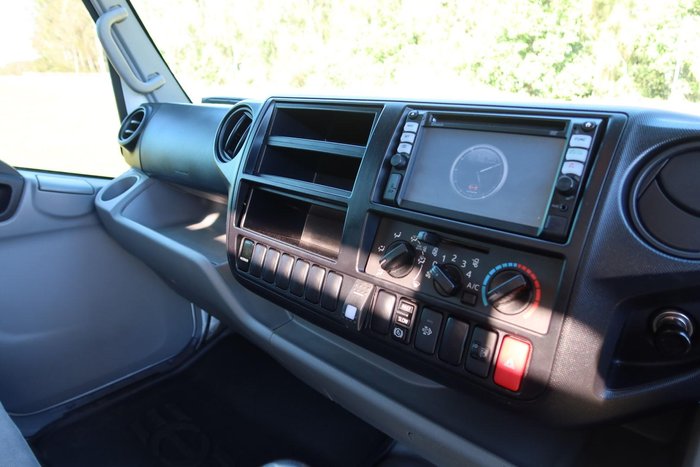 2016 Hino 300 Series – 717