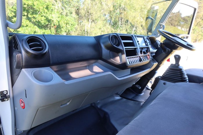 2016 Hino 300 Series – 717
