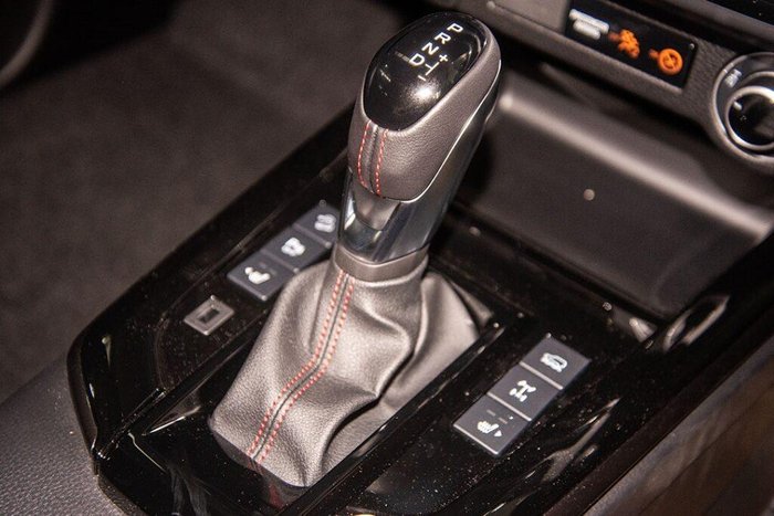 2025 Isuzu D-MAX X-TERRAIN