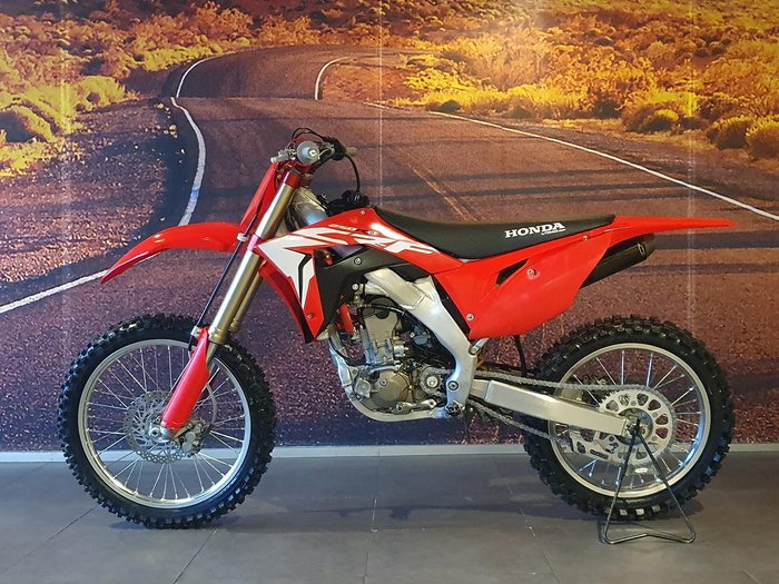 2005 Honda CRF250R CRF Red