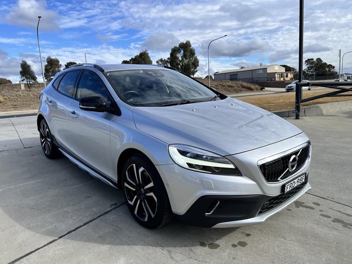 2017 Volvo V40 Cross Country T5 Inscription