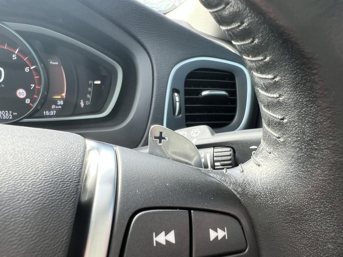 2017 Volvo V40 Cross Country T5 Inscription