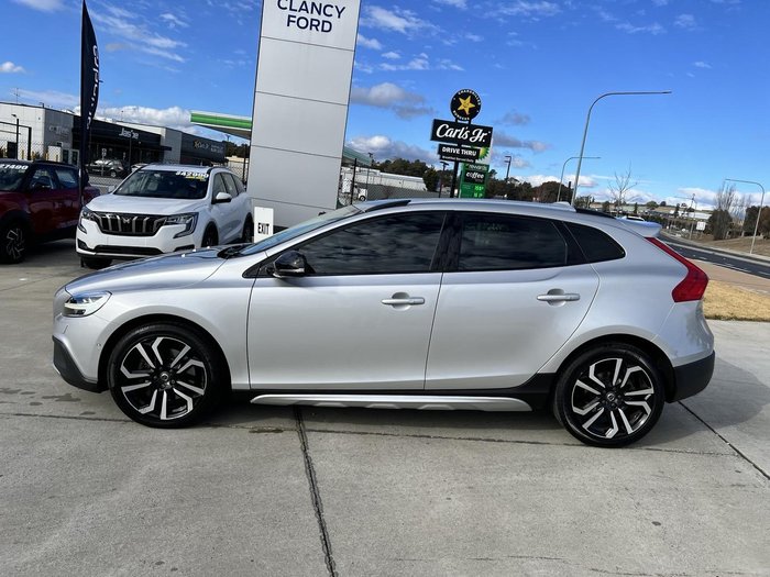 2017 Volvo V40 Cross Country T5 Inscription
