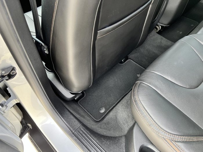 2017 Volvo V40 Cross Country T5 Inscription