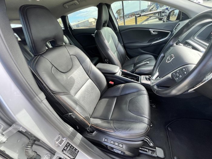 2017 Volvo V40 Cross Country T5 Inscription