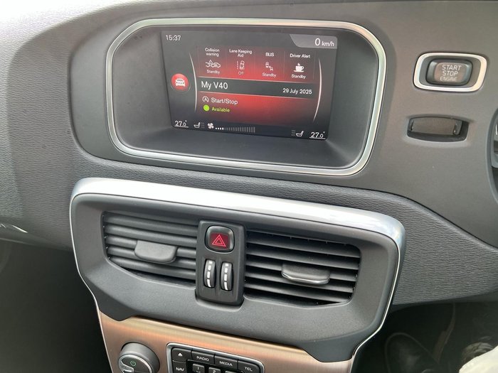 2017 Volvo V40 Cross Country T5 Inscription