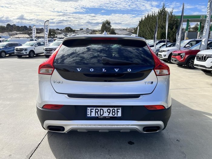 2017 Volvo V40 Cross Country T5 Inscription