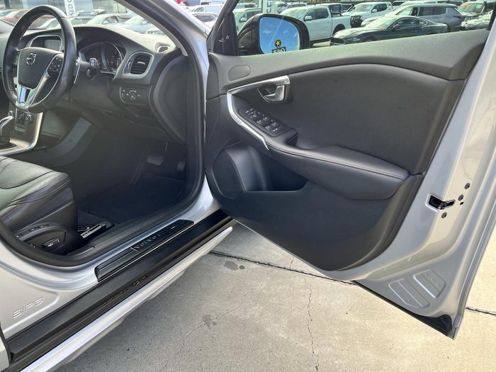 2017 Volvo V40 Cross Country T5 Inscription