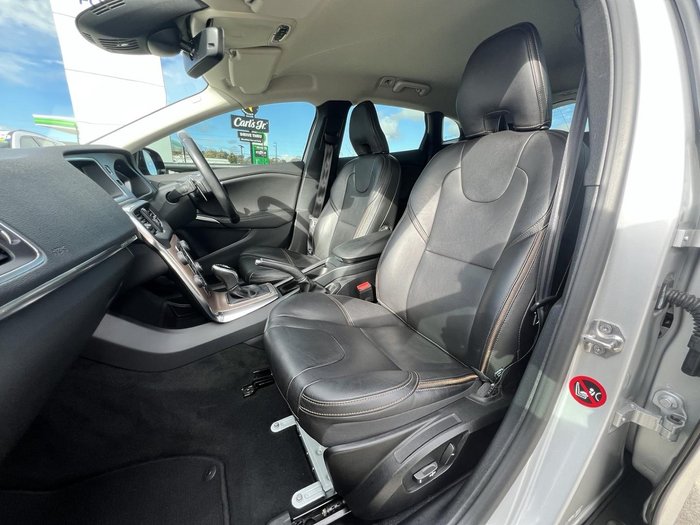 2017 Volvo V40 Cross Country T5 Inscription