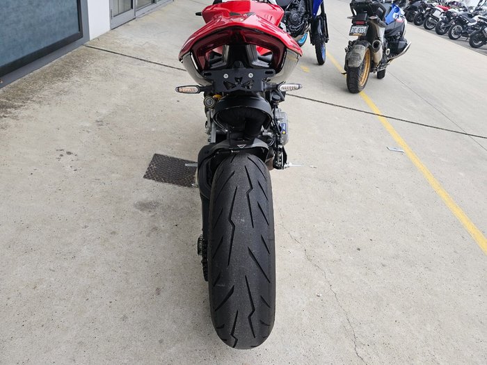 2024 DUCATI STREETFIGHTER V2 Red