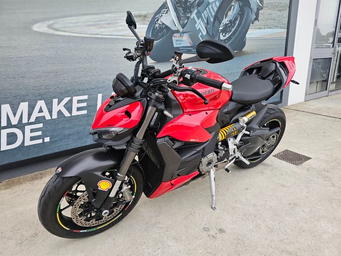 2024 DUCATI STREETFIGHTER V2 Red