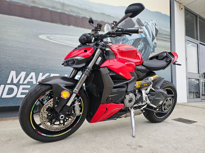 2024 DUCATI STREETFIGHTER V2 Red