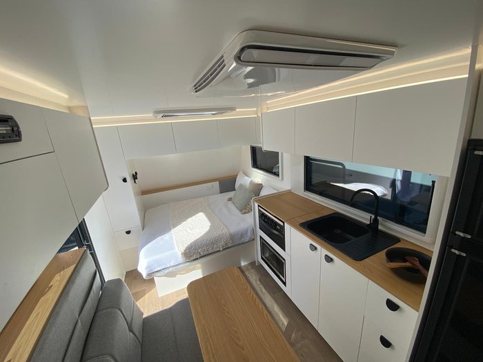 2025 Traveller Destination Track 15 Semi Off Road