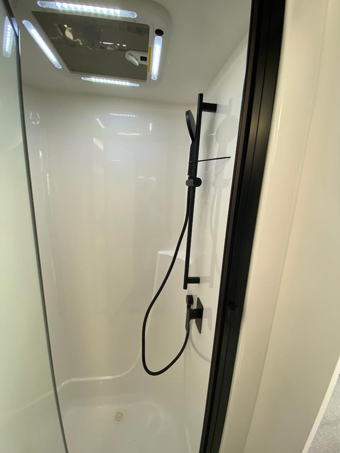 2025 Traveller Destination Track 15 Semi Off Road