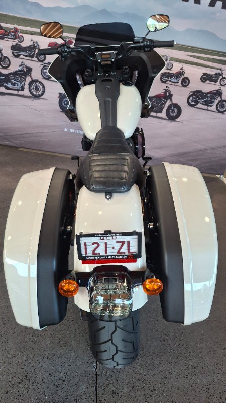 2023 Harley-davidson FXLRST LOW RIDER ST (117) WHITE SAND PEARL