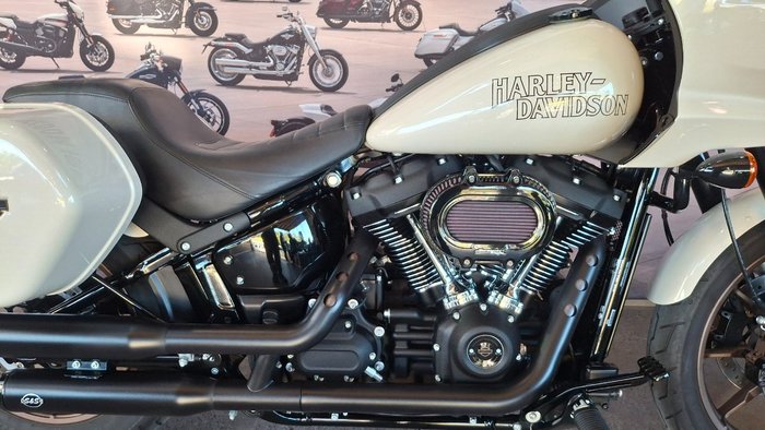 2023 Harley-davidson FXLRST LOW RIDER ST (117) WHITE SAND PEARL