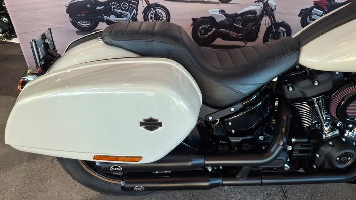 2023 Harley-davidson FXLRST LOW RIDER ST (117) WHITE SAND PEARL