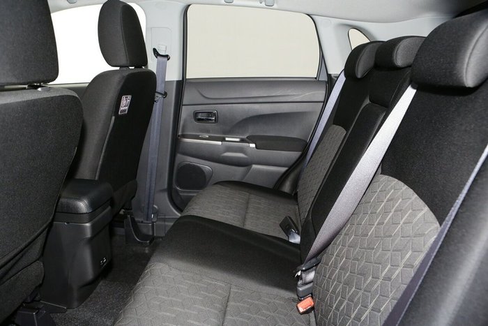 2024 Mitsubishi ASX LS