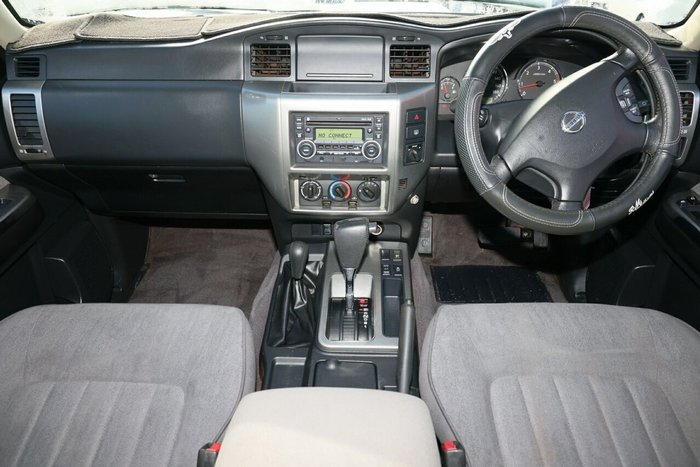2015 Nissan Patrol ST