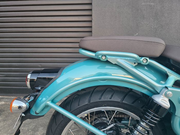 2025 Royal Enfield 2025 Royal Enfield 650CC Classic 650 MID Teal Green