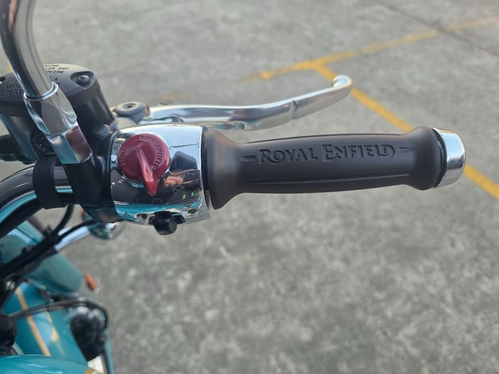 2025 Royal Enfield 2025 Royal Enfield 650CC Classic 650 MID Teal Green