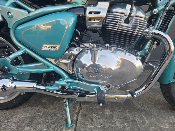 2025 Royal Enfield 2025 Royal Enfield 650CC Classic 650 MID Teal Green