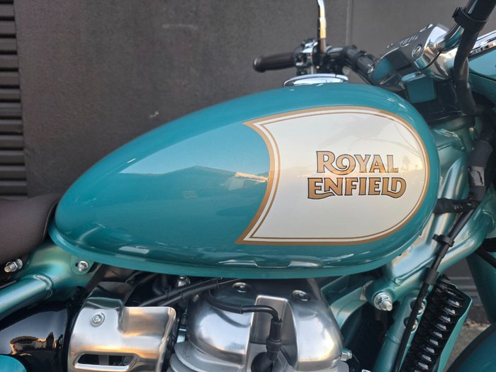2025 Royal Enfield 2025 Royal Enfield 650CC Classic 650 MID Teal Green