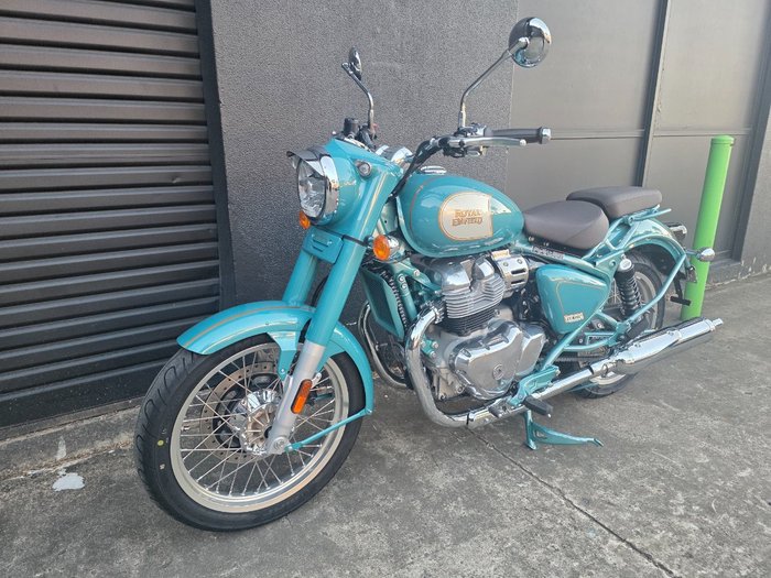 2025 Royal Enfield 2025 Royal Enfield 650CC Classic 650 MID Teal Green