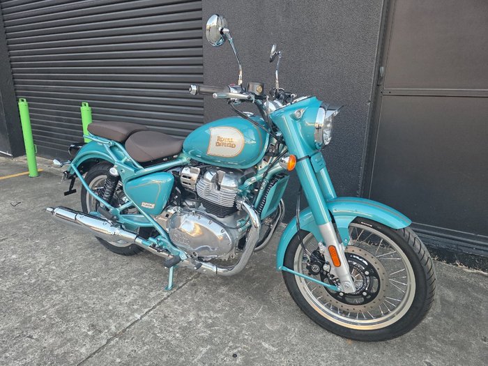 2025 Royal Enfield 2025 Royal Enfield 650CC Classic 650 MID Teal Green