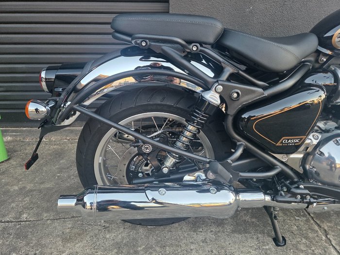 2025 Royal Enfield 2025 Royal Enfield 650CC CLASSIC 650 PREMIUM BLACK