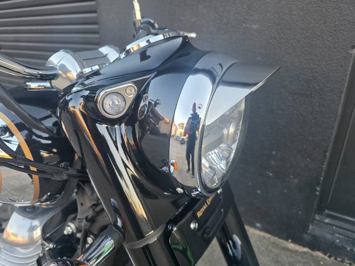 2025 Royal Enfield 2025 Royal Enfield 650CC CLASSIC 650 PREMIUM BLACK