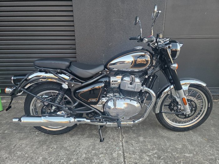 2025 Royal Enfield 2025 Royal Enfield 650CC CLASSIC 650 PREMIUM BLACK
