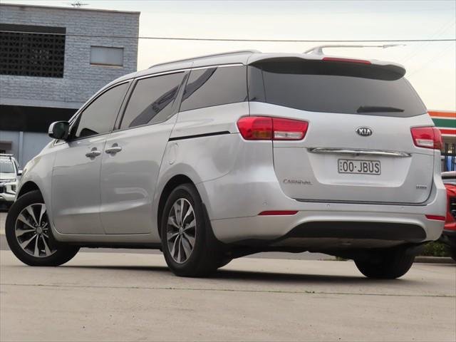 2018 Kia Carnival SLi