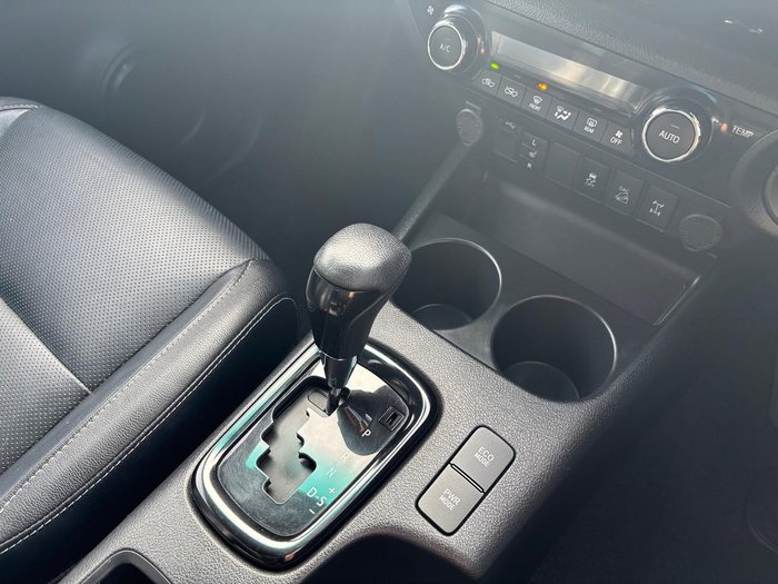 2020 Toyota Hilux Rogue