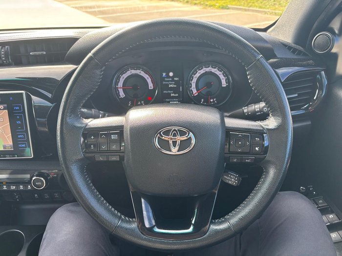 2020 Toyota Hilux Rogue