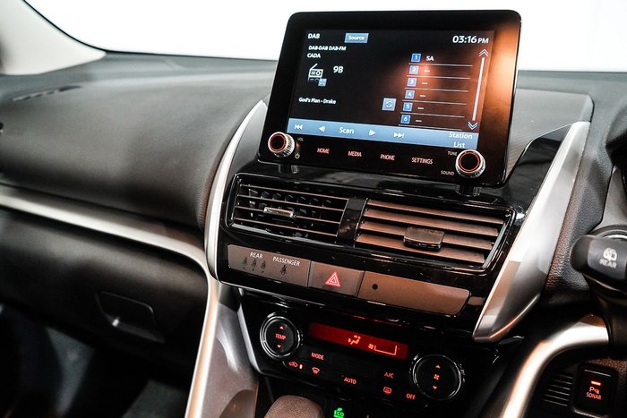 2024 Mitsubishi Eclipse Cross ES