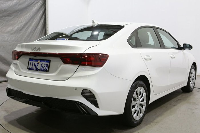 2024 Kia Cerato S