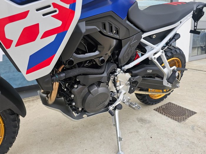 2025 BMW Motorrad F 900 GS ENDURO White