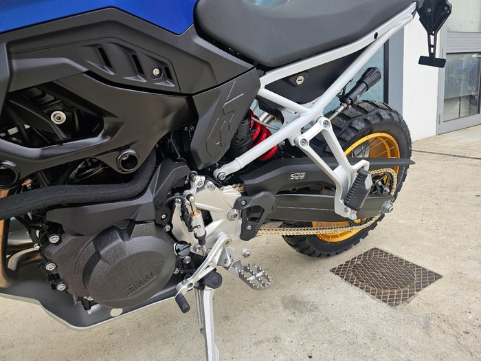 2025 BMW Motorrad F 900 GS ENDURO White