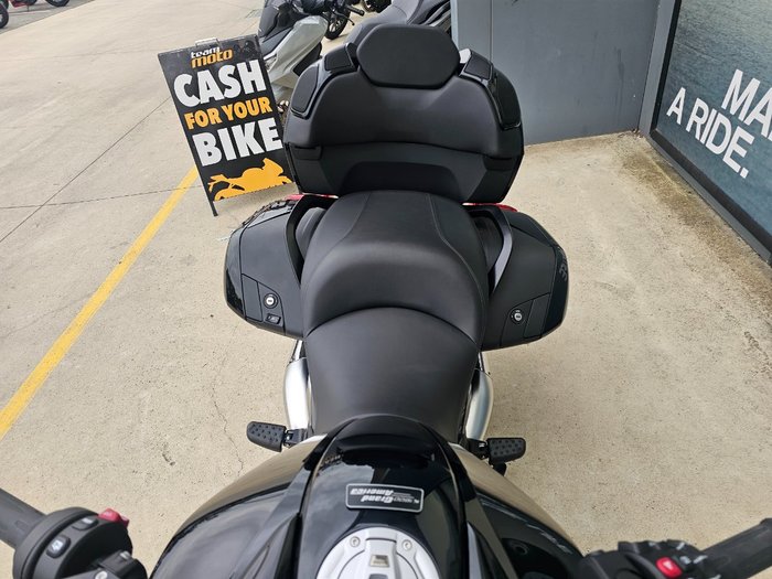 2025 BMW Motorrad K 1600 B Black
