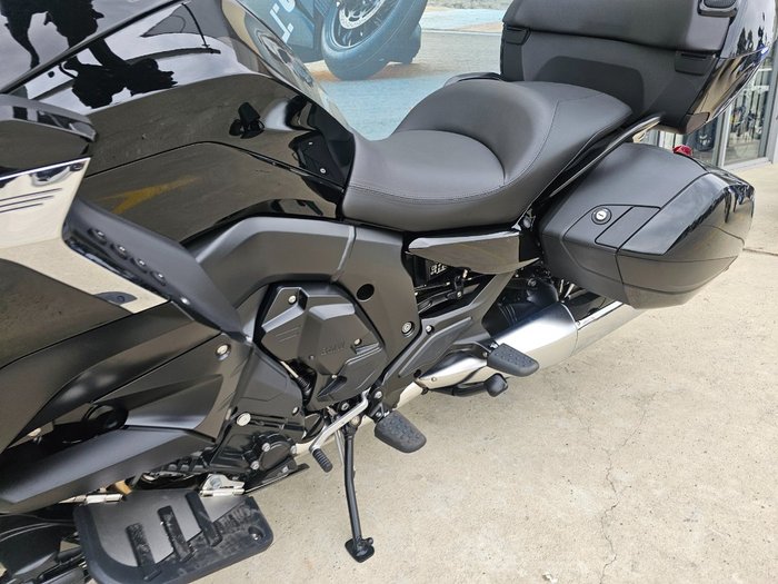 2025 BMW Motorrad K 1600 B Black