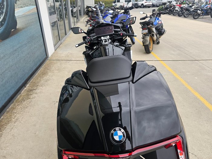 2025 BMW Motorrad K 1600 B Black
