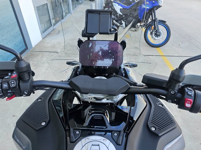 2025 BMW Motorrad R 1300 GS ADVENTURE TRIPLE BLK Black