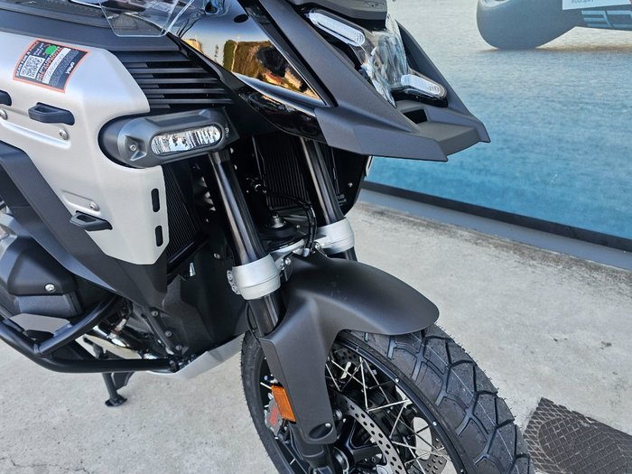 2025 BMW Motorrad R 1300 GS ADVENTURE TRIPLE BLK Black