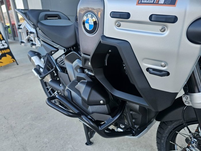 2025 BMW Motorrad R 1300 GS ADVENTURE TRIPLE BLK Black